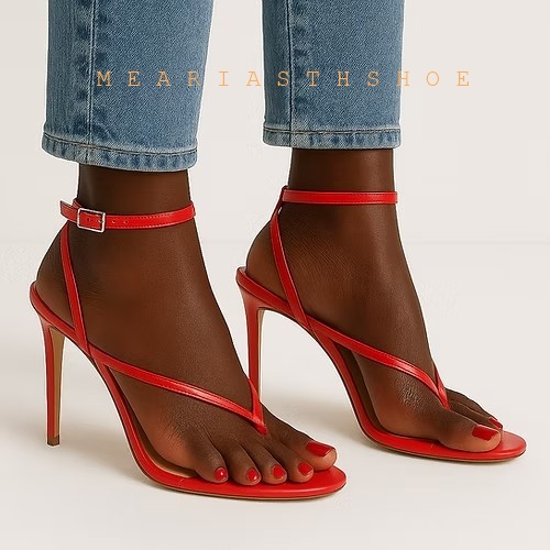 Бежевые и черные женские санда – обзор и цена Ankle Strap Attachment